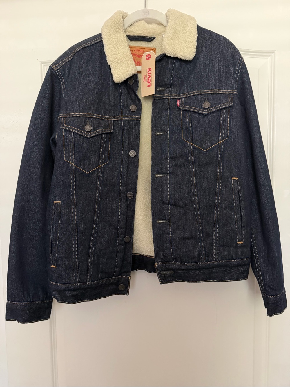 Levi's Dark Indigo Denim Jacket with Cream Sherpa Collar NWT Size M